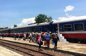 Ế khách vì Covid-19, tàu Hà Nội đi Vinh, Lào Cai phải ngừng chạy